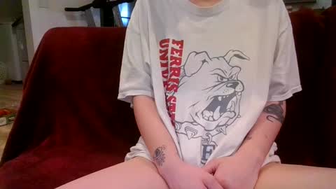 alliebearx online show from February 26, 12:38 am