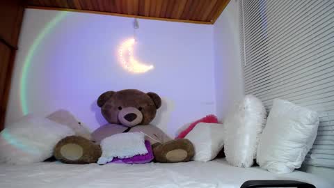 Allie  online show from January 29, 11:14 pm