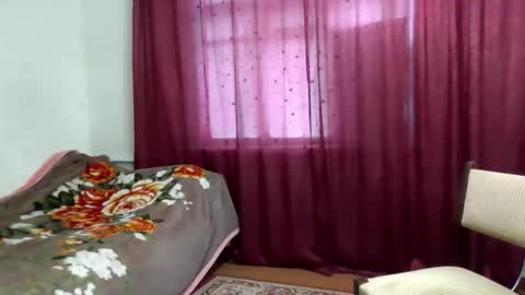 AlliRain online show from October 22, 1:33 pm