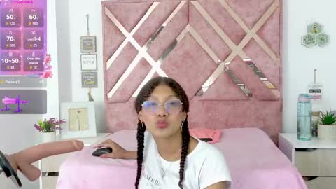 Snapshot of allis0n_ik chatting on March 11, 4:18 am ALLIS0N IK online show from March 11, 4:18 am