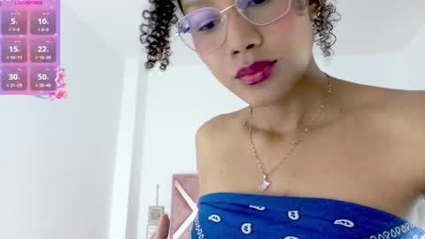 Snapshot of allis0n_ik chatting on May 9, 3:45 am ALLIS0N IK online show from May 9, 3:45 am