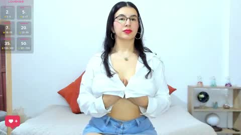 Snapshot of allison0724 chatting on May 29, 4:27 pm online show from May 29, 4:27 pm