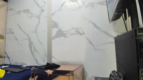 allison_69ts online show from March 19, 2:37 am