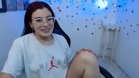 Snapshot of allisonlove_88 chatting on January 19, 5:48 am ALLISON online show from January 19, 5:48 am