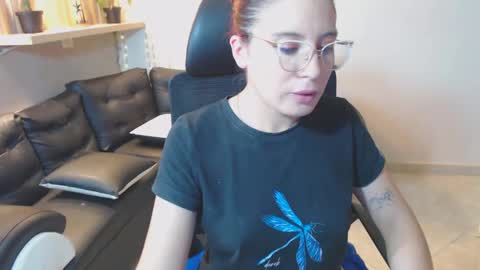 Snapshot of allisonlove_88 chatting on March 12, 10:16 am ALLISON online show from March 12, 10:16 am