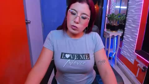 Snapshot of allisonlove_88 chatting on September 14, 4:11 am ALLISON online show from September 14, 4:11 am