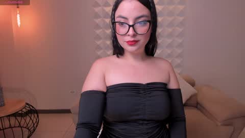 Allison Rogers online show from January 4, 3:29 am