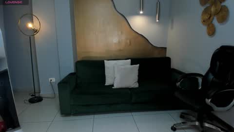 Allison Rogers online show from November 22, 2:10 am