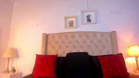 allisson online show from March 24, 12:10 pm