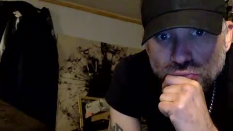 allitrunnin online show from December 4, 6:44 am