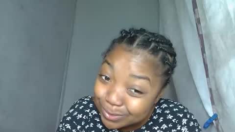 allizida01 online show from December 19, 4:52 am