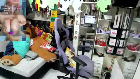 allsson_miller online show from October 15, 7:03 pm