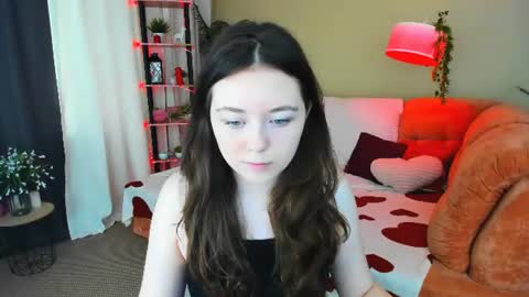 alluringeyess online show from June 20, 4:15 am