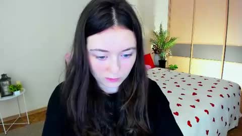 alluringeyess online show from July 5, 4:36 pm