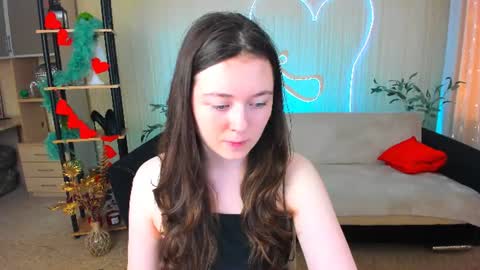 alluringeyess online show from July 22, 12:19 pm