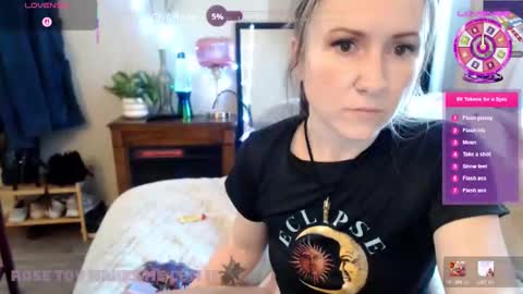 Alluring Pixie online show from February 2, 7:01 pm