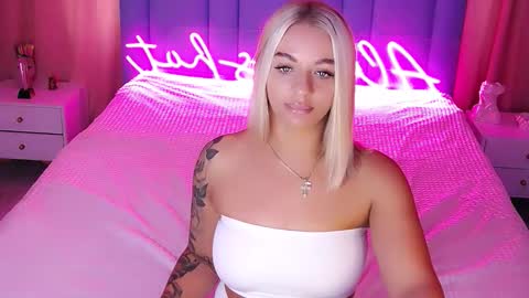 AlwaysHot online show from September 22, 2:13 am