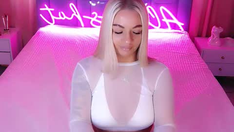 AlwaysHot online show from October 1, 2:28 am