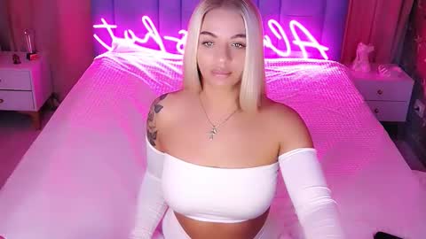 AlwaysHot online show from November 26, 2:23 am