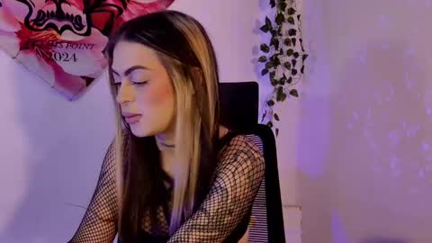 ally_clark online show from February 26, 12:16 am