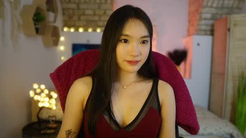 Allyah Sky online show from March 1, 1:32 am