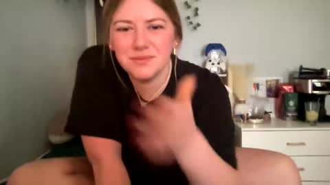 allyanalangel online show from January 8, 8:39 pm