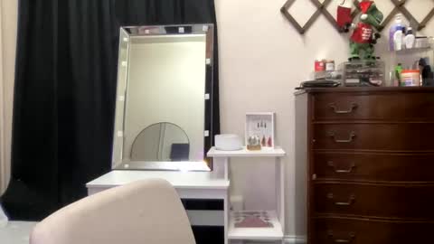 allyanalangel online show from November 15, 5:16 am