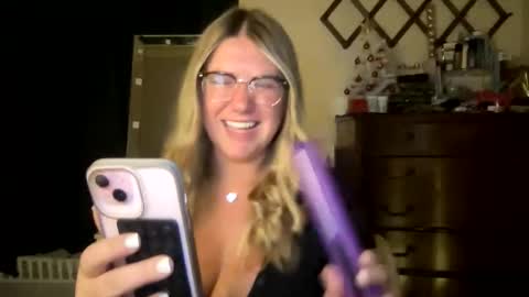 allyanalangel online show from December 15, 11:09 pm