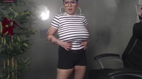         online show from December 14, 9:13 pm