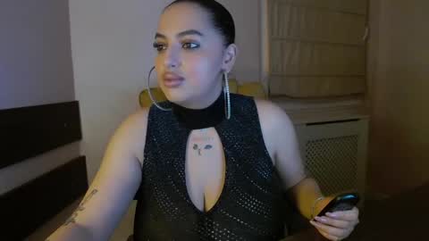        online show from June 8, 7:36 pm