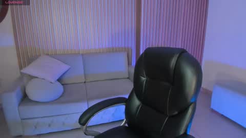 Alisson online show from March 5, 4:57 pm