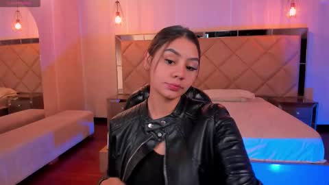 Snapshot of allyjensen chatting on March 4, 10:10 am Alisson online show from March 4, 10:10 am