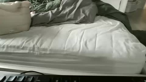 Snapshot of allylove2626 chatting on September 24, 7:28 pm allylove2626 online show from September 24, 7:28 pm