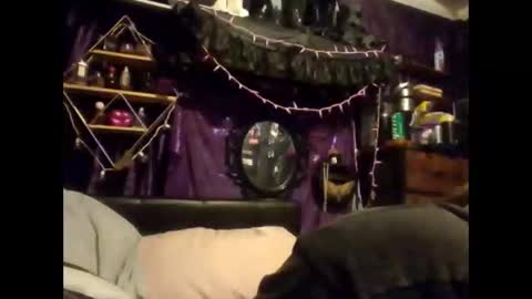 Snapshot of allymoon1369 chatting on May 3, 7:31 pm allymoon1369 online show from May 3, 7:31 pm