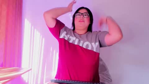Allys  online show from October 23, 8:51 pm
