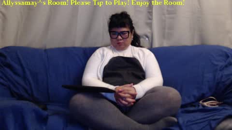 Allyssamay online show from December 9, 3:18 am