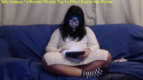 Allyssamay online show from December 16, 3:19 am