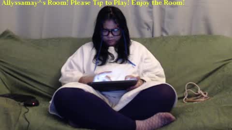 Allyssamay online show from January 12, 6:39 am