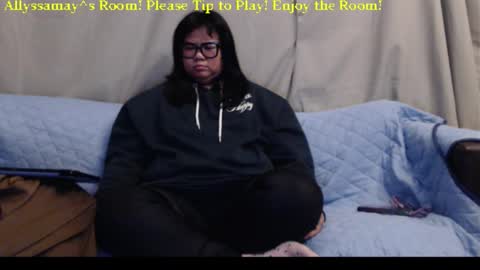 Allyssamay online show from February 19, 4:19 am