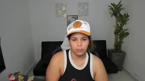 allyssann online show from December 10, 11:08 pm