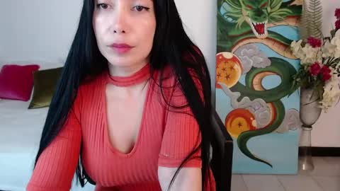 alma_art_ online show from May 27, 10:29 pm