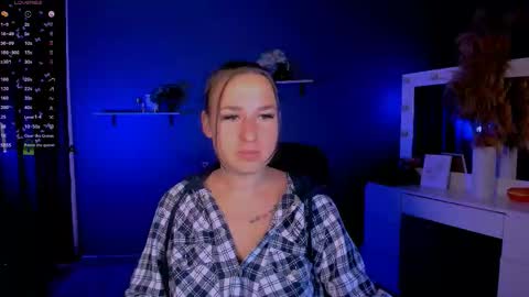 alma_black online show from September 15, 5:29 am