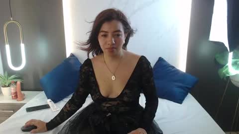 ALMA FENIX  online show from December 10, 7:32 pm