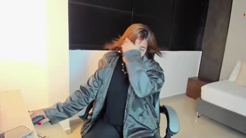 ALMA FENIX  online show from October 13, 12:27 pm