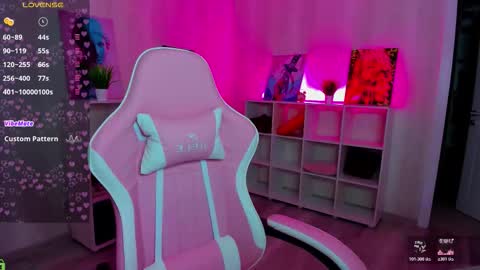 alma_jons online show from March 19, 12:14 am