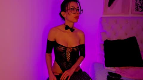 Alma online show from March 31, 2:13 am