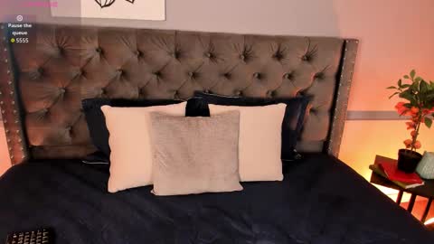 Snapshot of almablaze chatting on March 19, 2:21 pm Mia online show from March 19, 2:21 pm