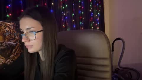 Sofia online show from February 8, 9:18 pm