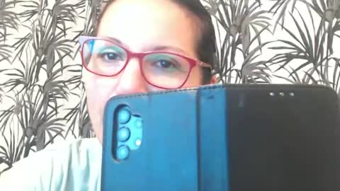 Snapshot of almakarter2 chatting on June 17, 3:42 am almakarter2 online show from June 17, 3:42 am