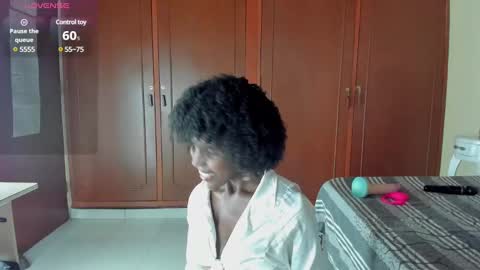   online show from March 8, 8:25 pm